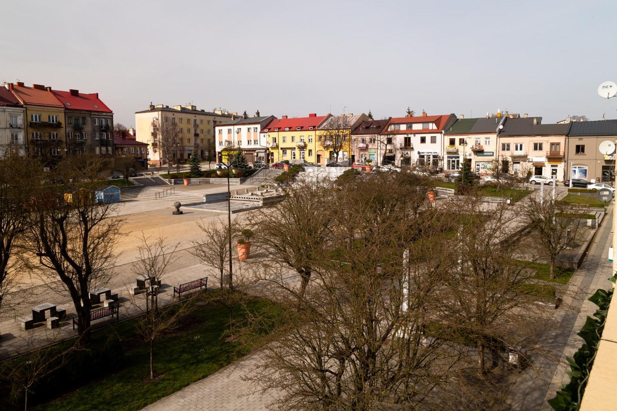 Apartament Rynek 10 Ostrowiec Świętokrzyski Dış mekan fotoğraf